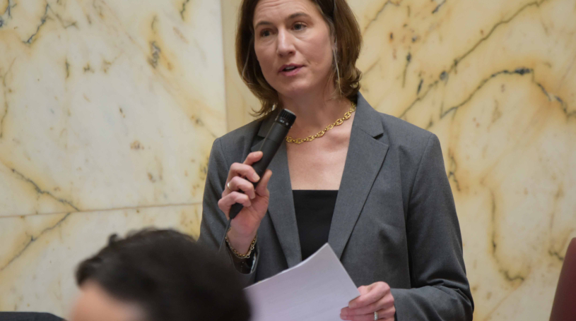 Senator Hester of Maryland testifies on the Senate Floor.